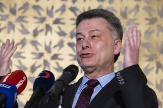 „Neotřesitelný Blažek.“ Fiala ho jen tak neodvolá, dost mu dluží - Seznam Zprávy